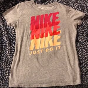 Nike T-shirt